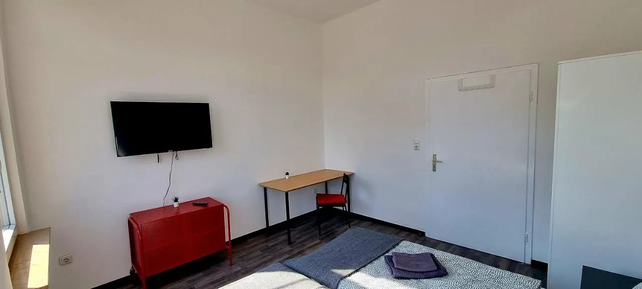 Roter Faden Designer Apartment In Der City Fur 6 Personen, Privatparkplatz Kostenlos, Kuche, Essbereich ハノーファー ドイツ
