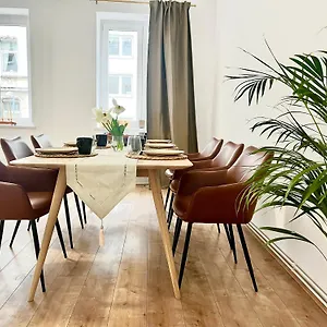 Apartment Design - Parking - Kingsize-bett - 2x Bad - Zentrum, Hannover