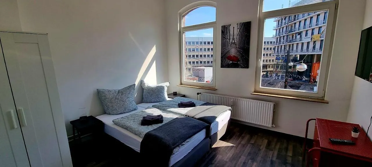 Roter Faden Designer Apartment in der City für 6 Personen, Privatparkplatz kostenlos, Küche, Essbereich Hannover Deutschland